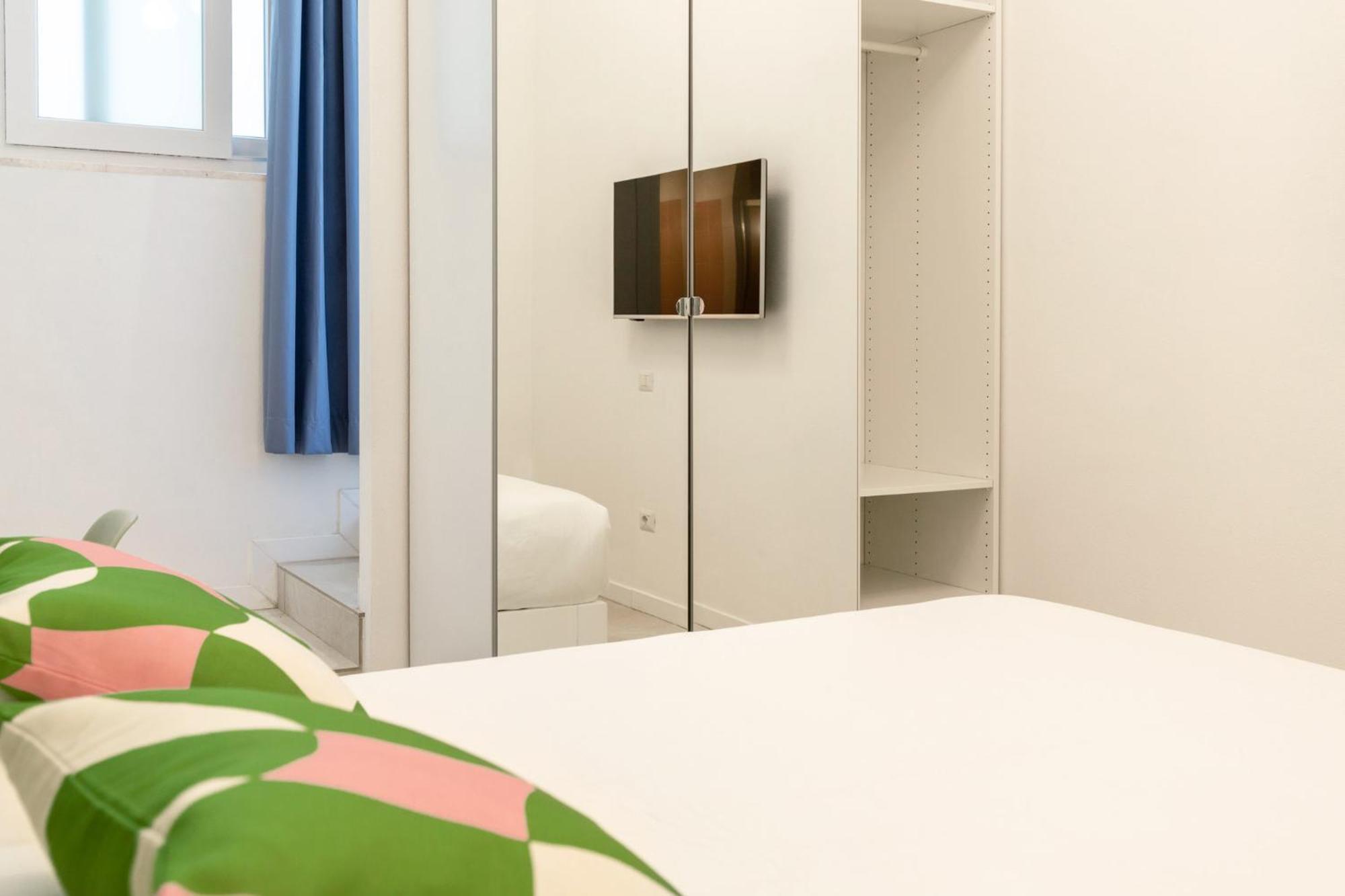 Spacebility - Self Check-in 3* Quartu SantʼElena